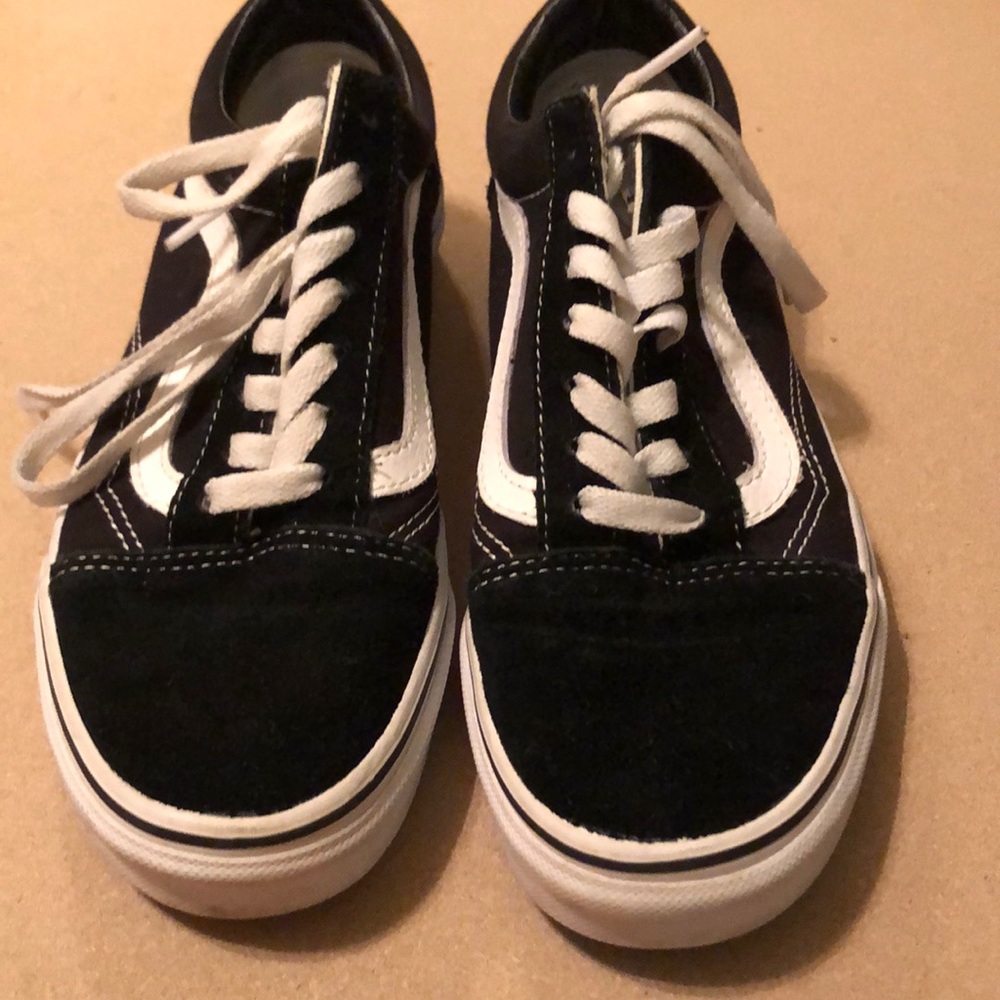 Black vans